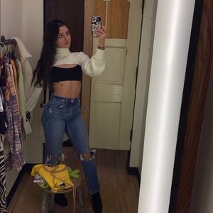 Meet your Posher, Jasmine